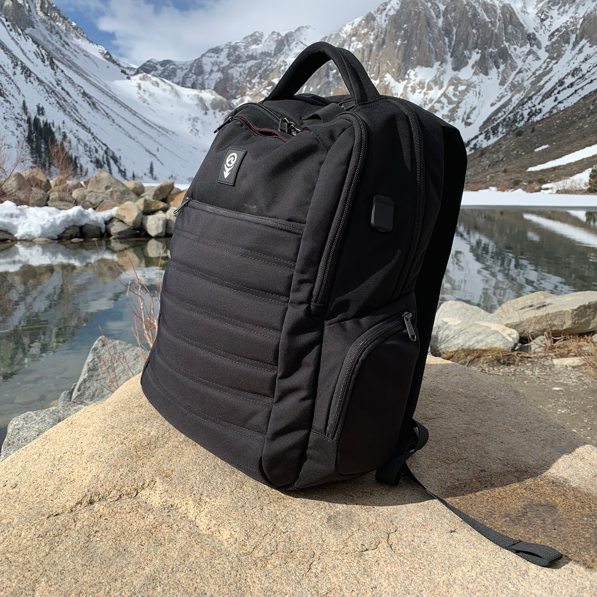 ambassador world travel backpack 28L Ambassador+ 2.0 (White Label)